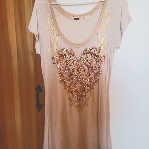 Miss Me Sequined Tunic. Large